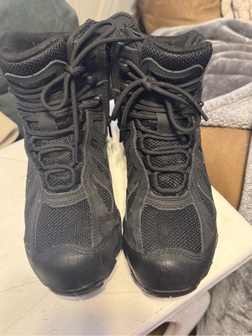 Men's Black Lace-Up Tactical Boots - Rugged Comfort